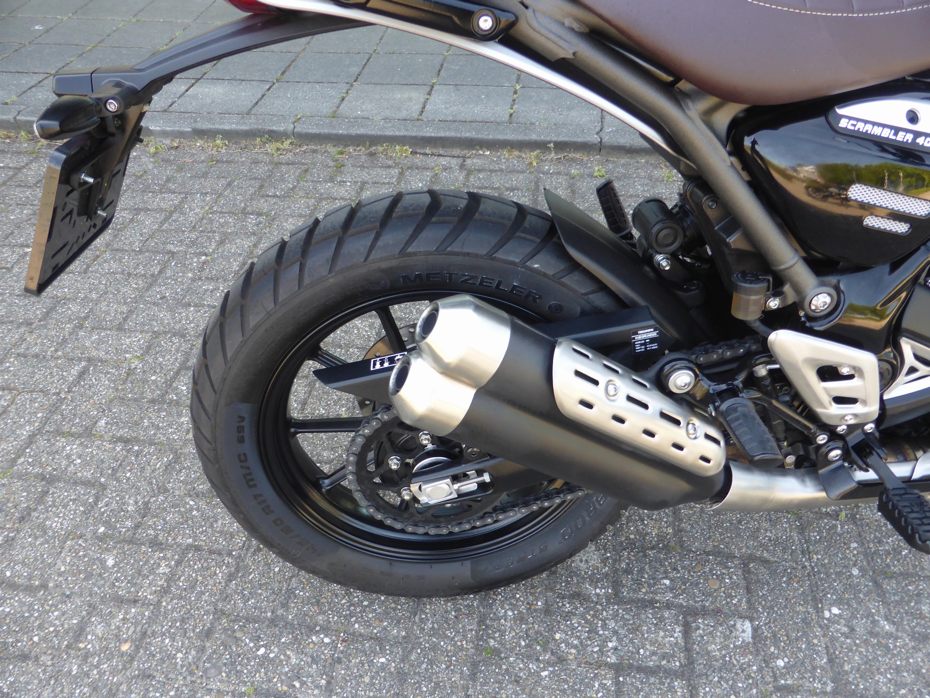 TRIUMPH - Scrambler 400 X Van eerste eig