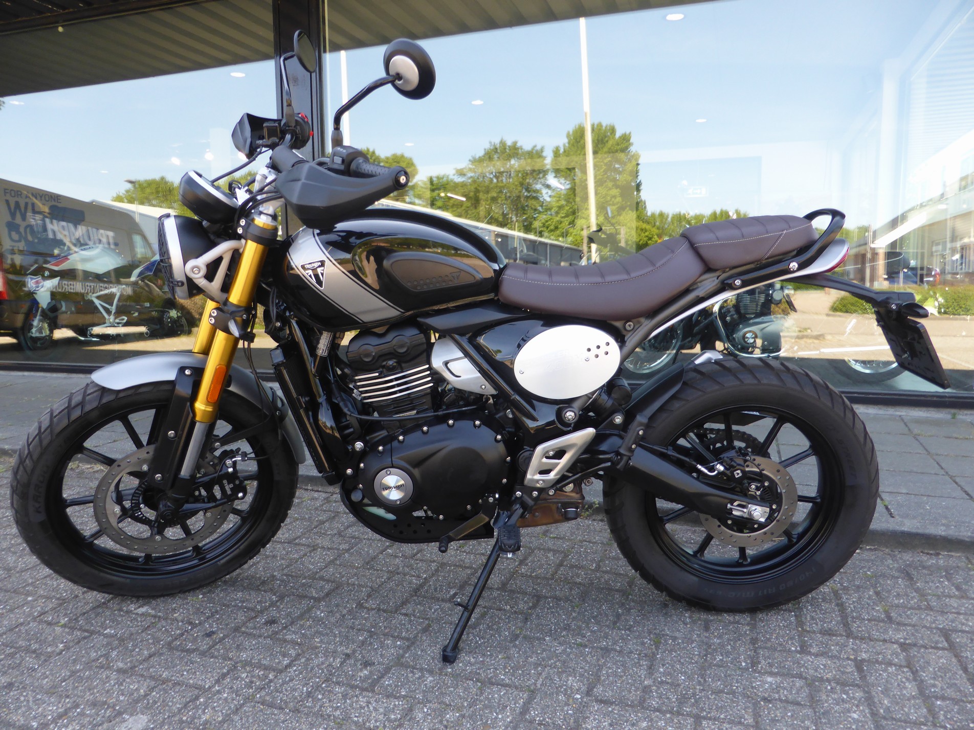 TRIUMPH - Scrambler 400 X Van eerste eig