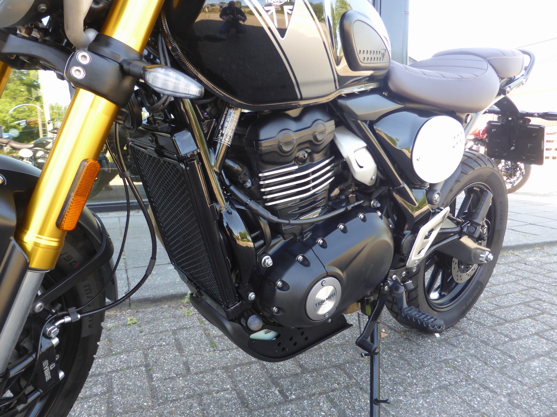 TRIUMPH - Scrambler 400 X Van eerste eig
