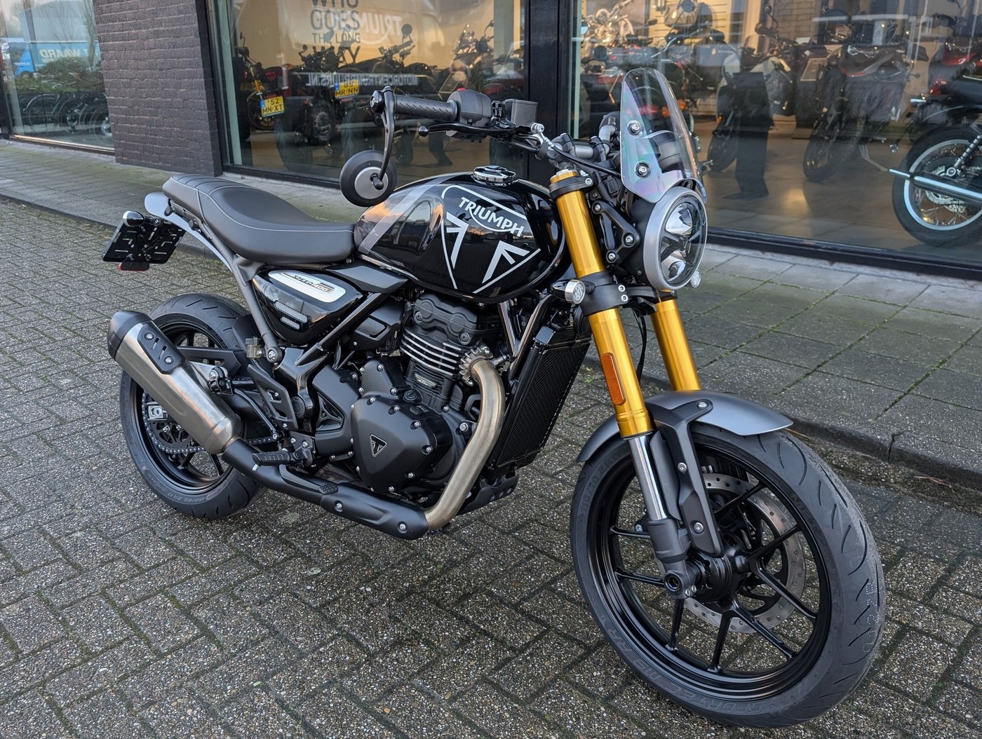 TRIUMPH - Speed 400 BCW Special
