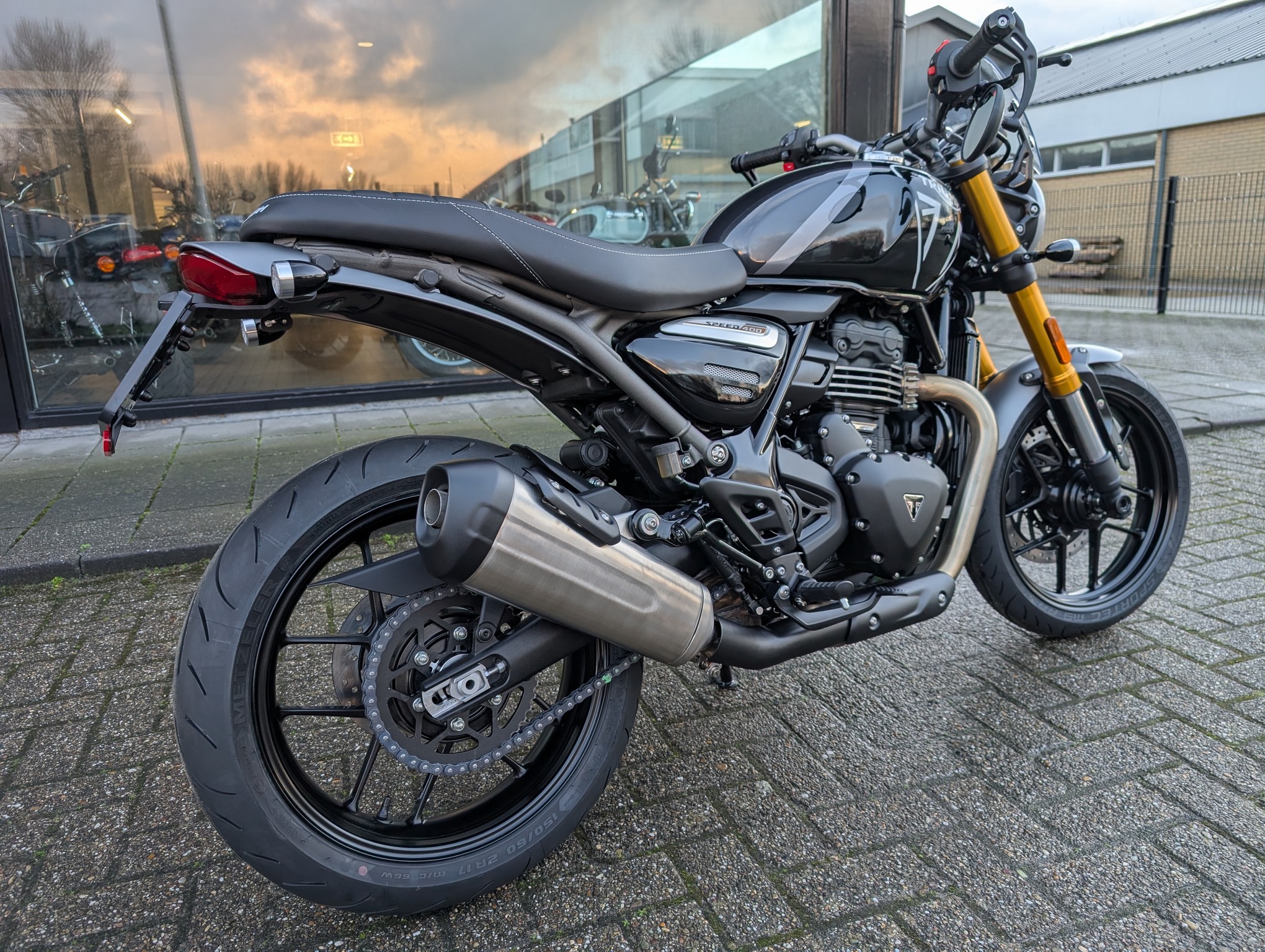 TRIUMPH - Speed 400 BCW Special