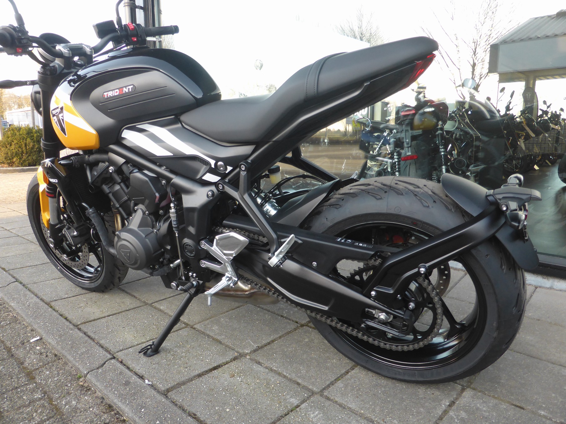 TRIUMPH - Trident 660 cruise control, sh