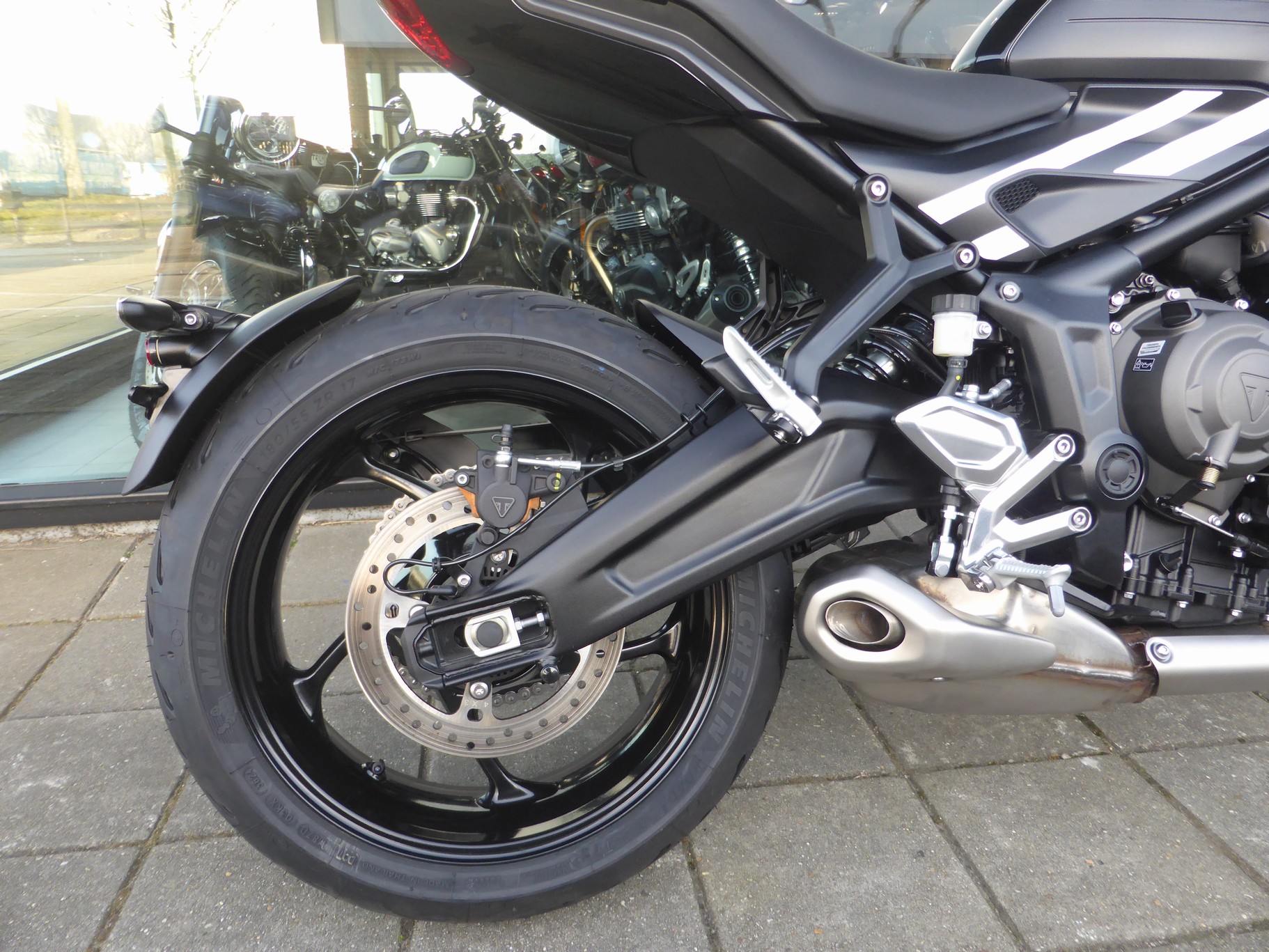 TRIUMPH - Trident 660 cruise control, sh