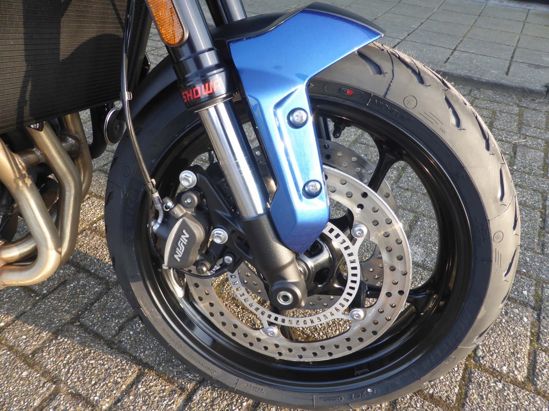 TRIUMPH - Trident 660 cruise control, sh