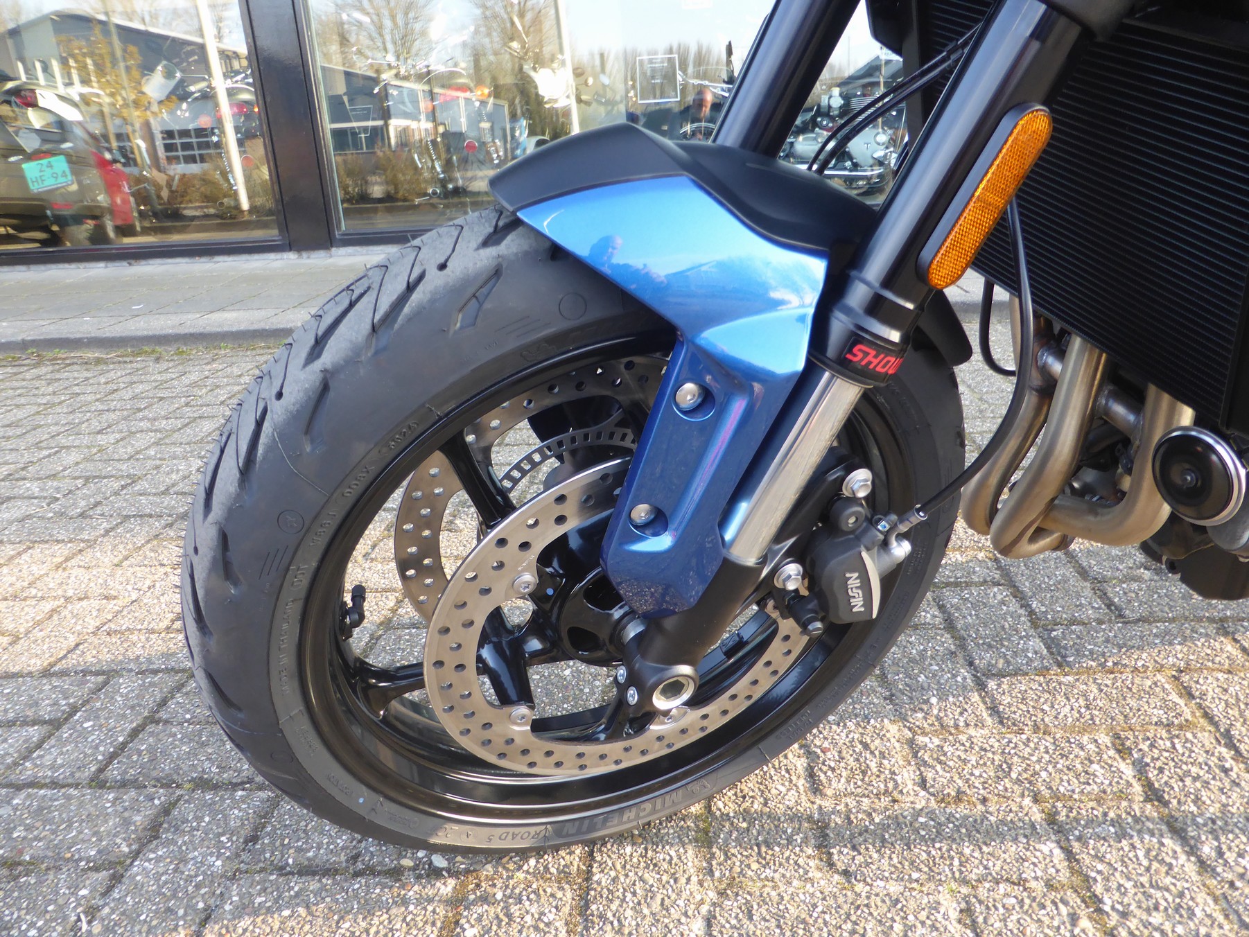 TRIUMPH - Trident 660 cruise control, sh