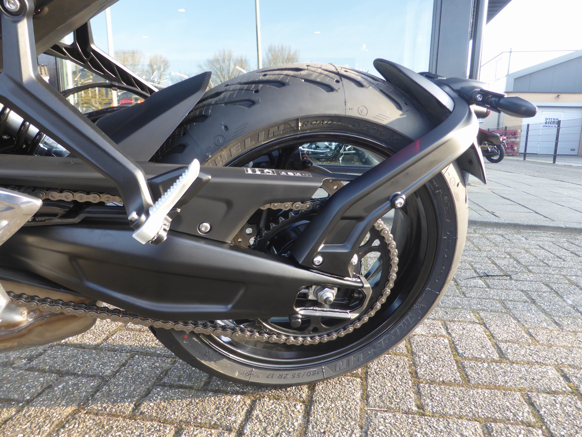 TRIUMPH - Trident 660 cruise control, sh