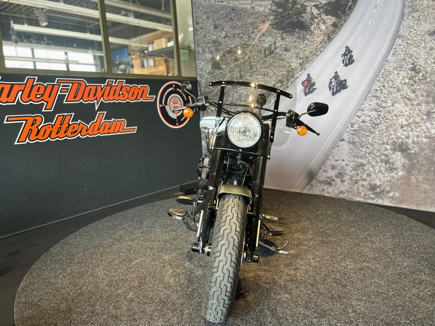 HARLEY-DAVIDSON - FLSS Softail Slim S