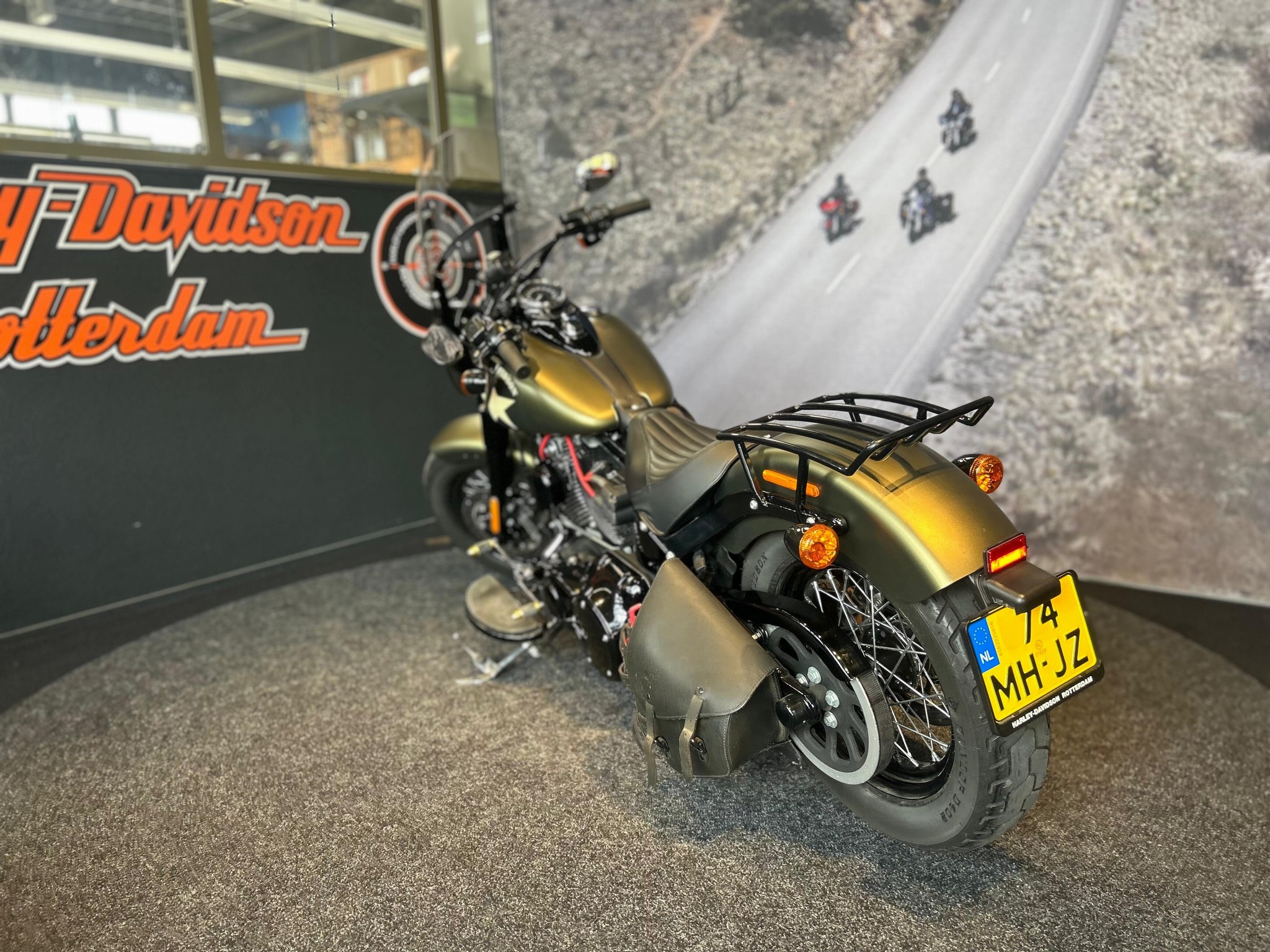 HARLEY-DAVIDSON - FLSS Softail Slim S