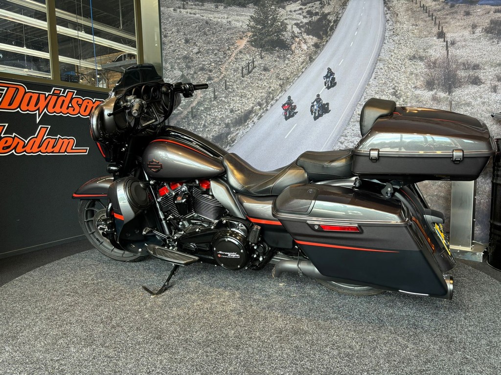 HARLEY-DAVIDSON - FLHXSE STREET GLIDE CVO 131ci