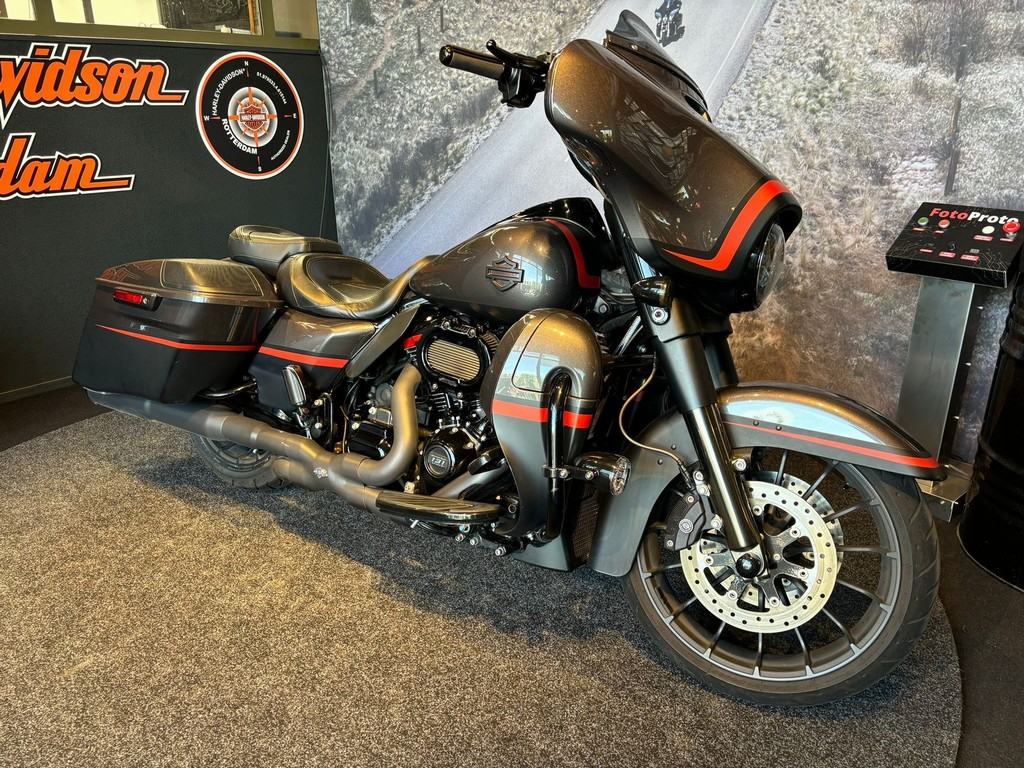 HARLEY-DAVIDSON - FLHXSE STREET GLIDE CVO 131ci