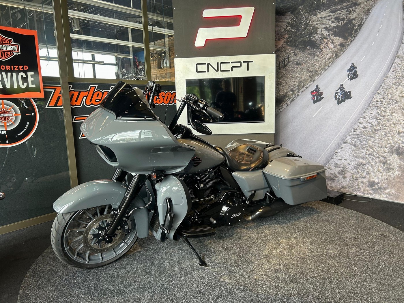 HARLEY-DAVIDSON - FLTRXS Road Glide Spec.Viv.Bl.