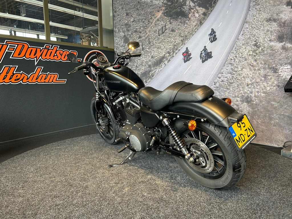 HARLEY-DAVIDSON - XL883N Sportster Iron