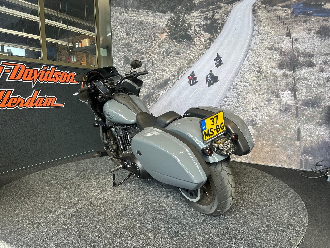 HARLEY-DAVIDSON - SOFTAIL FXLRST LOW RIDER ST So