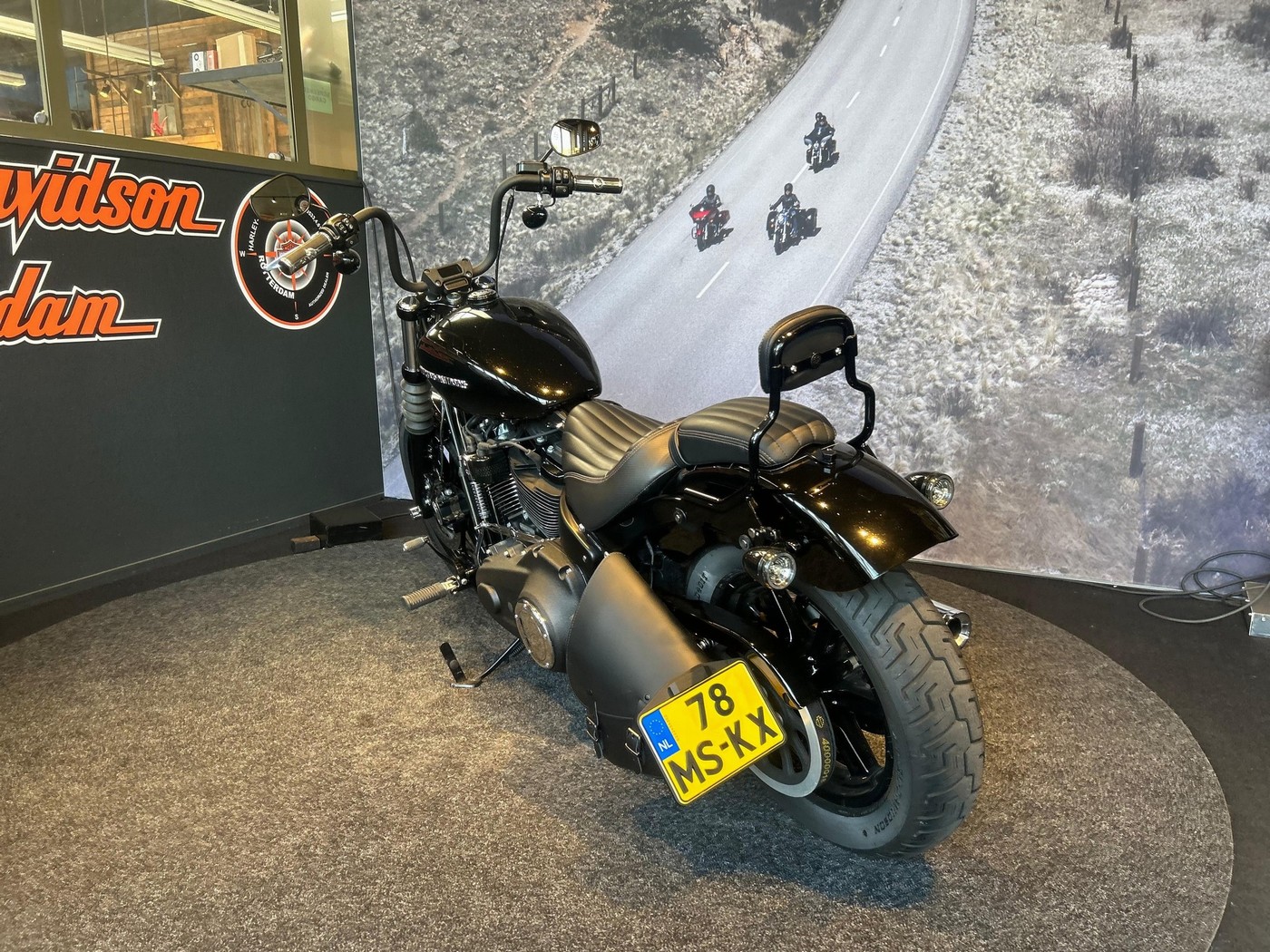 HARLEY-DAVIDSON - FXBBS STREET BOB 114