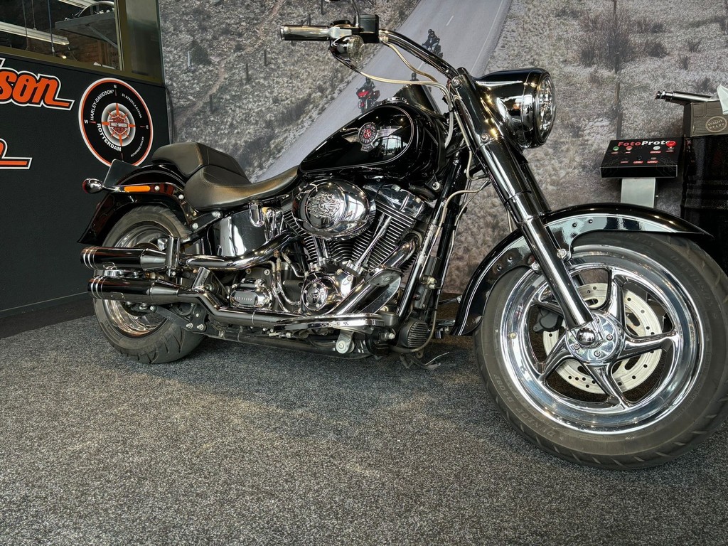 HARLEY-DAVIDSON - FLSTF Fat Boy
