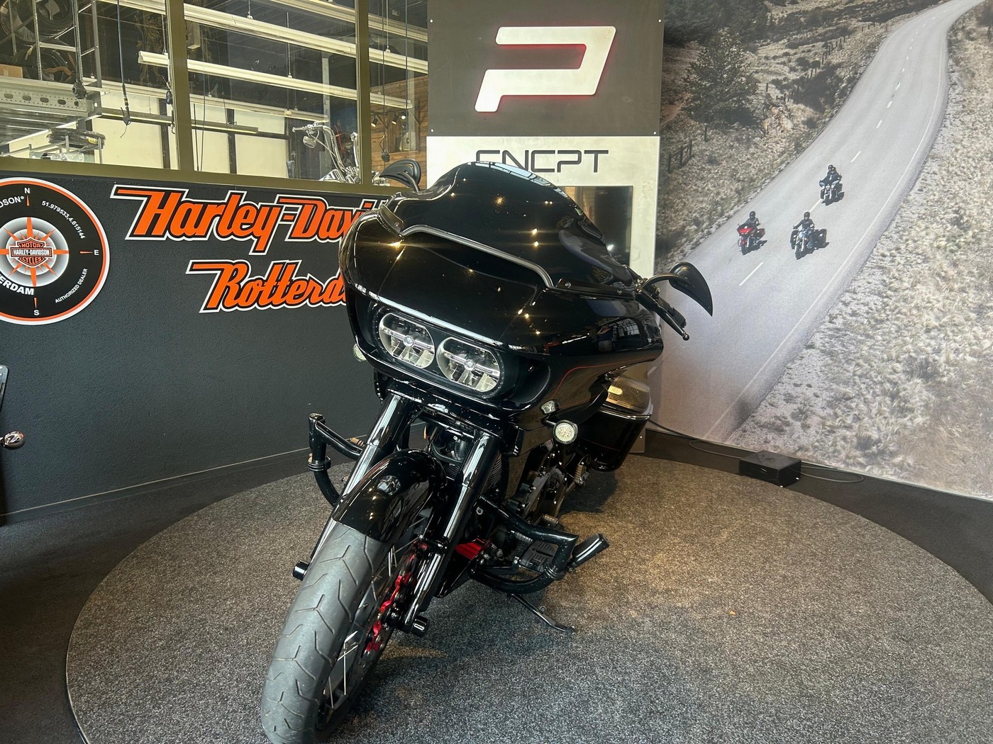 HARLEY-DAVIDSON - FLTRXSE CVO ROAD GLIDE