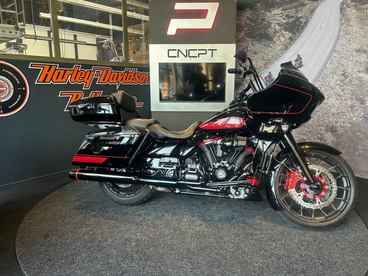 HARLEY-DAVIDSON - FLTRXSE CVO ROAD GLIDE