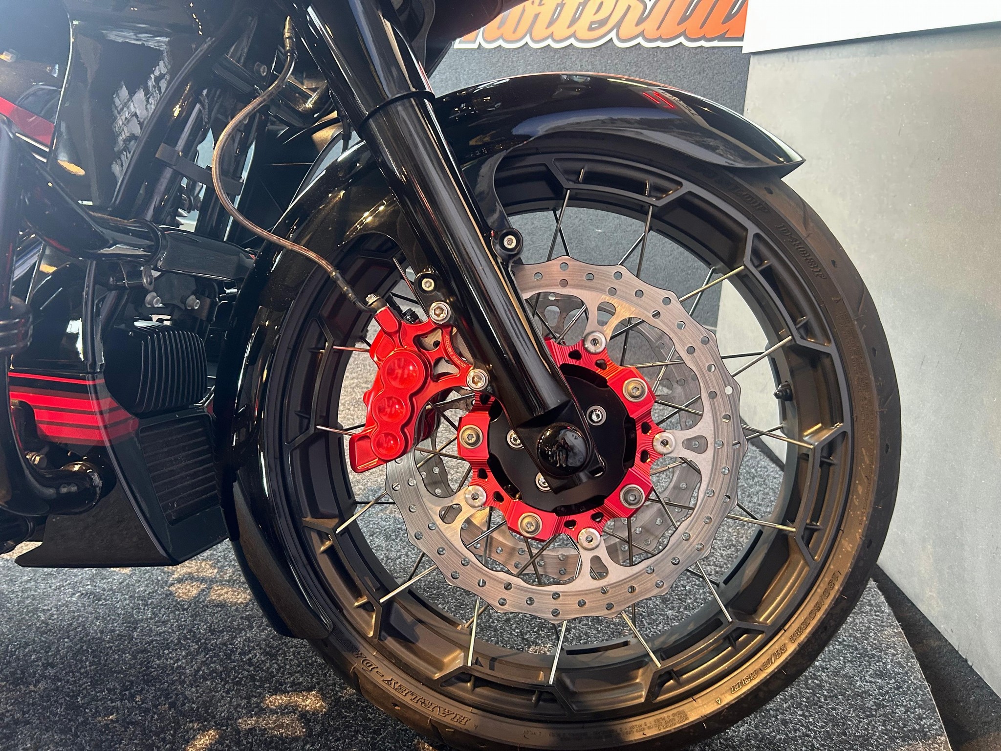 HARLEY-DAVIDSON - FLTRXSE CVO ROAD GLIDE