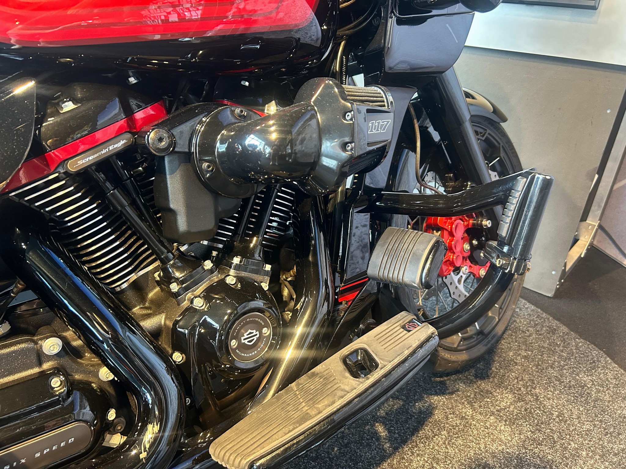 HARLEY-DAVIDSON - FLTRXSE CVO ROAD GLIDE