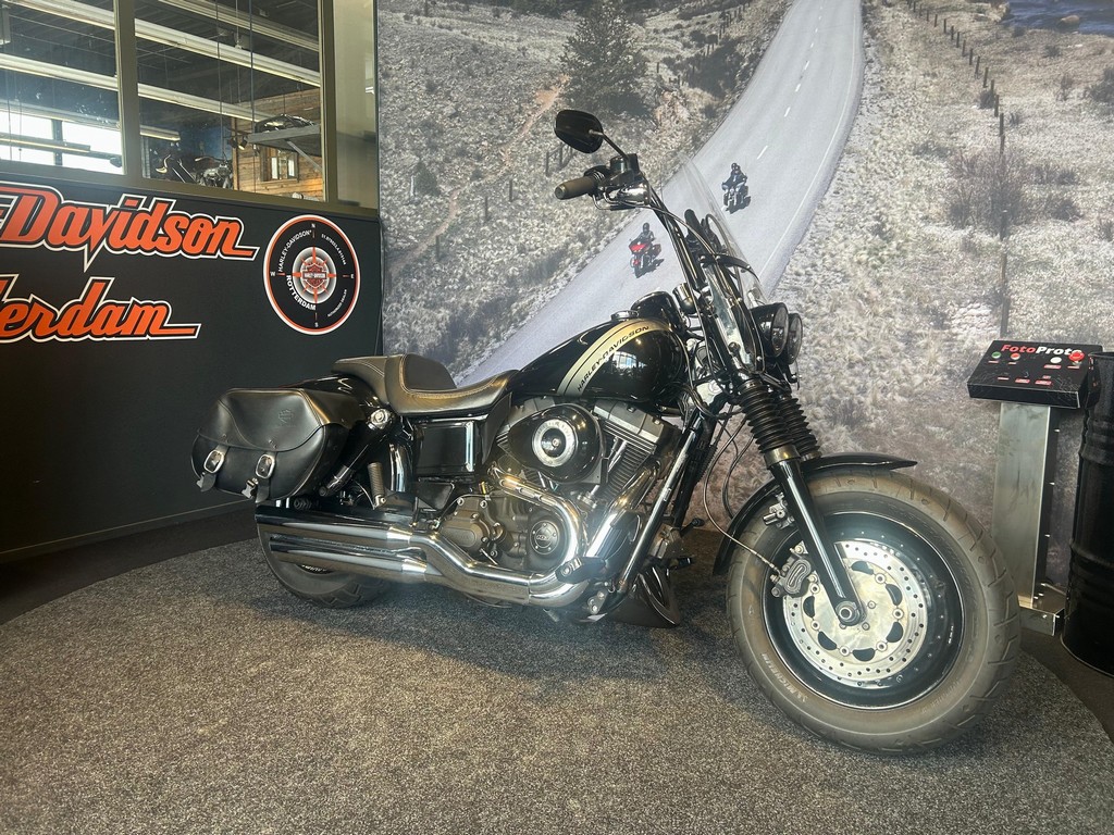 HARLEY-DAVIDSON - FXDF DYNA FAT BOB