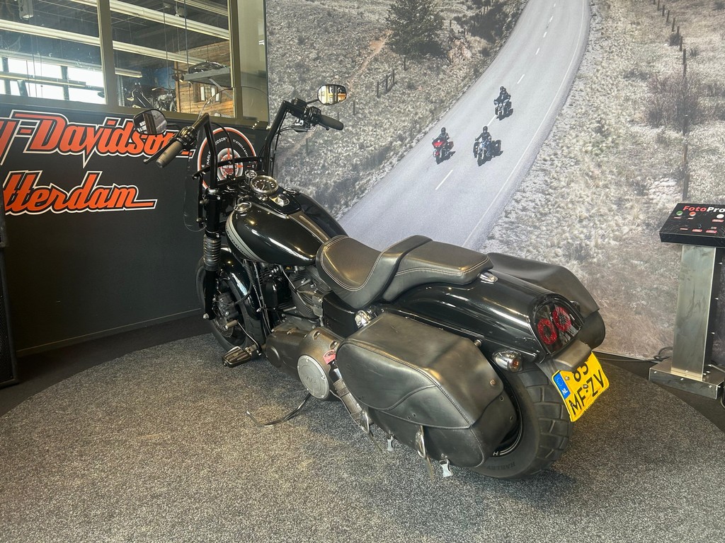 HARLEY-DAVIDSON - FXDF DYNA FAT BOB