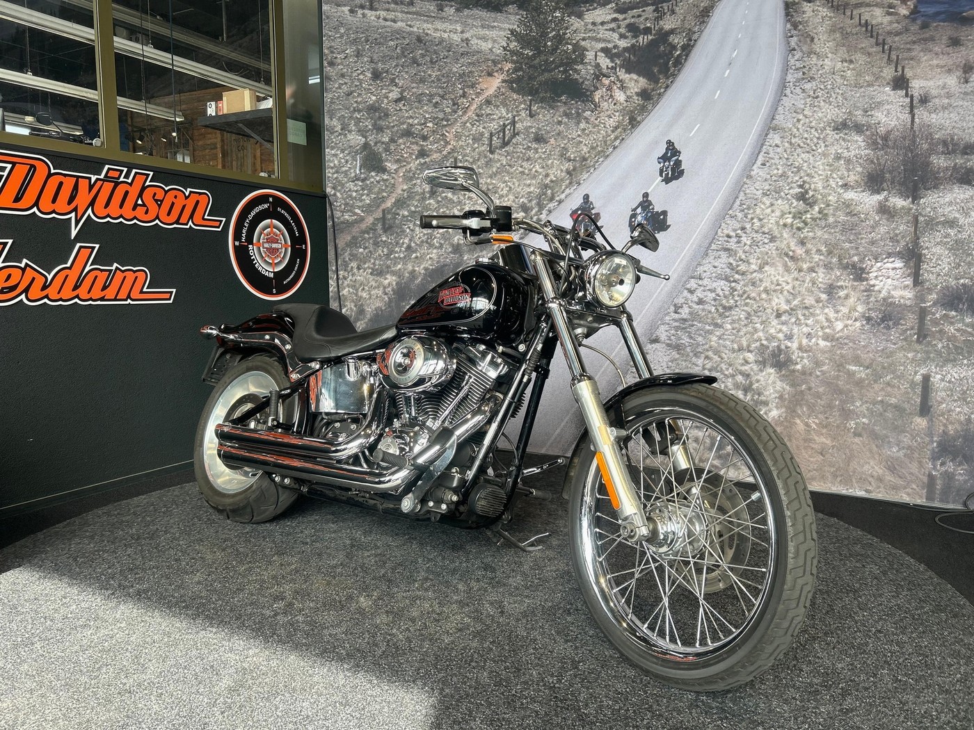 HARLEY-DAVIDSON - FXSTC SOFTAIL CUSTOM