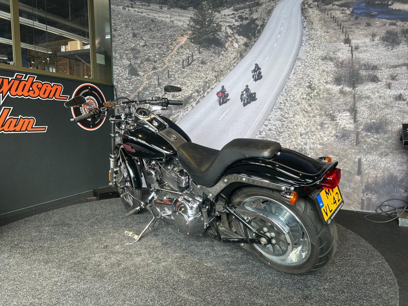 HARLEY-DAVIDSON - FXSTC SOFTAIL CUSTOM