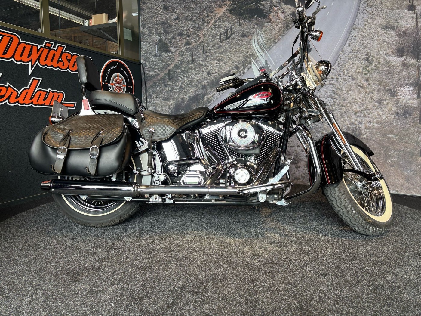 HARLEY-DAVIDSON - FLSTS Softail Springer