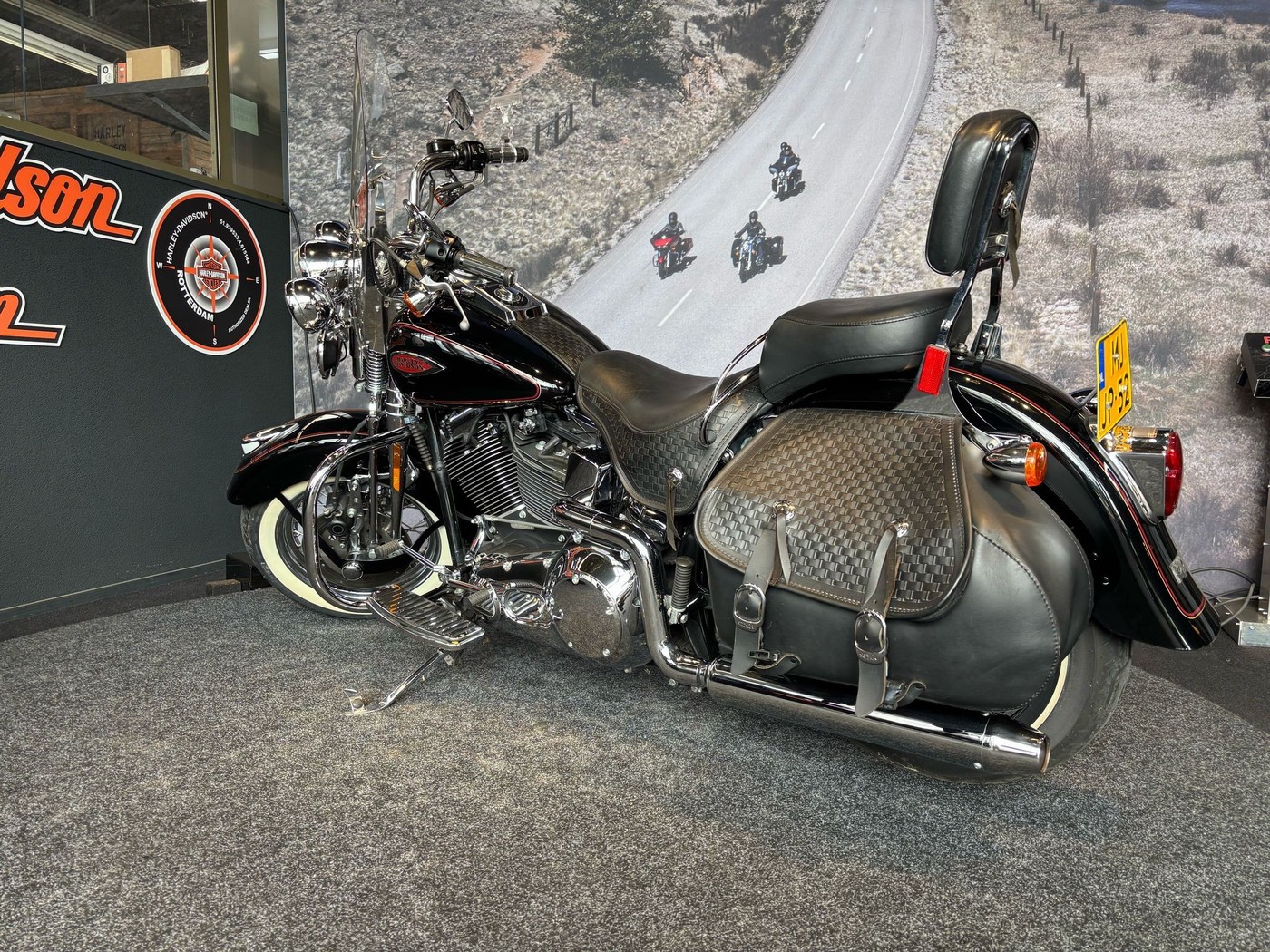 HARLEY-DAVIDSON - FLSTS Softail Springer