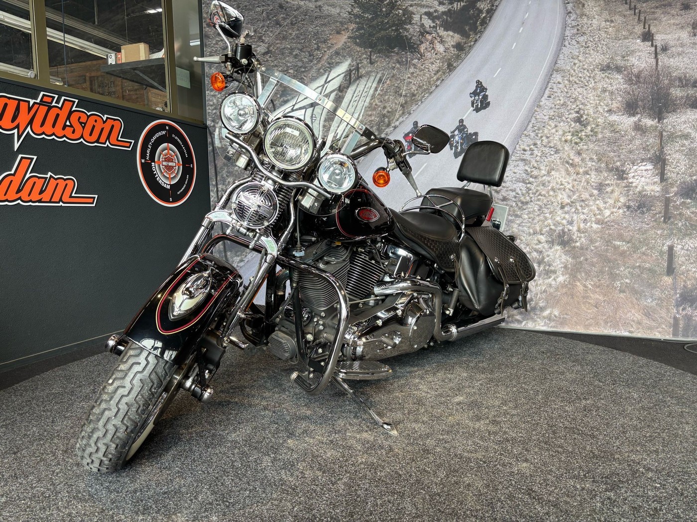 HARLEY-DAVIDSON - FLSTS Softail Springer