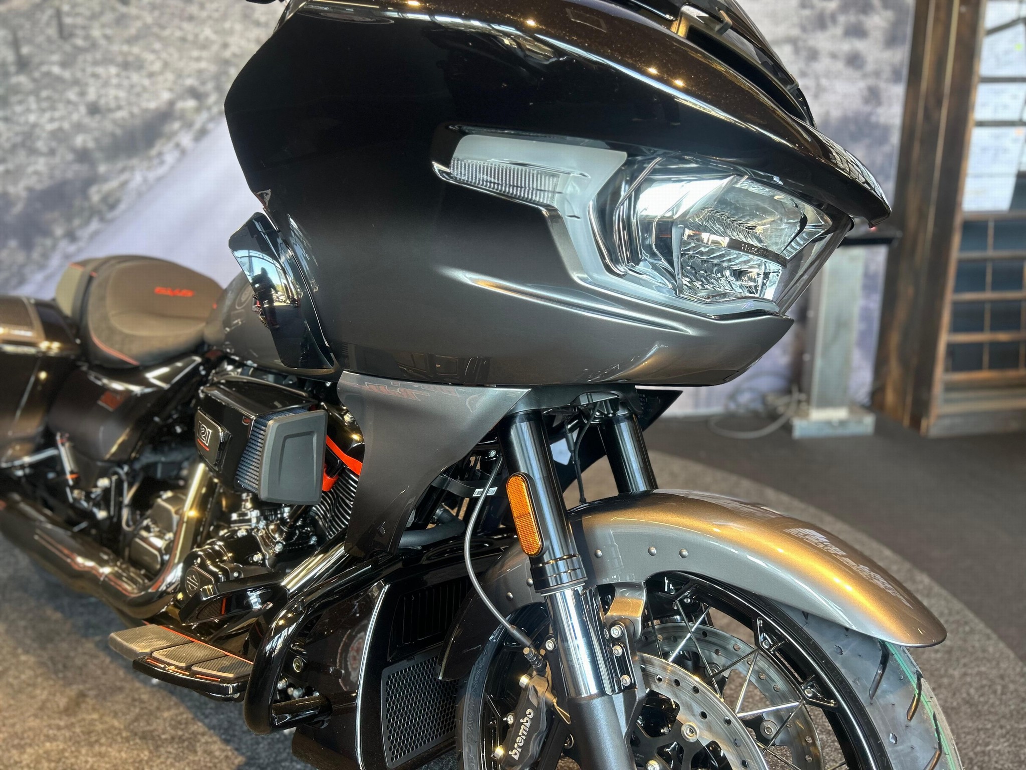 HARLEY-DAVIDSON - FLTRXSE CVO ROAD GLIDE