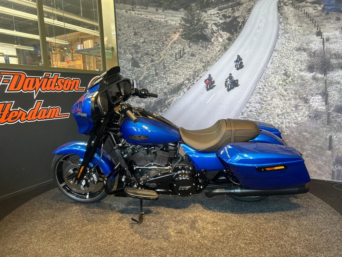 HARLEY-DAVIDSON - FLHX STREET GLIDE Solid Colour