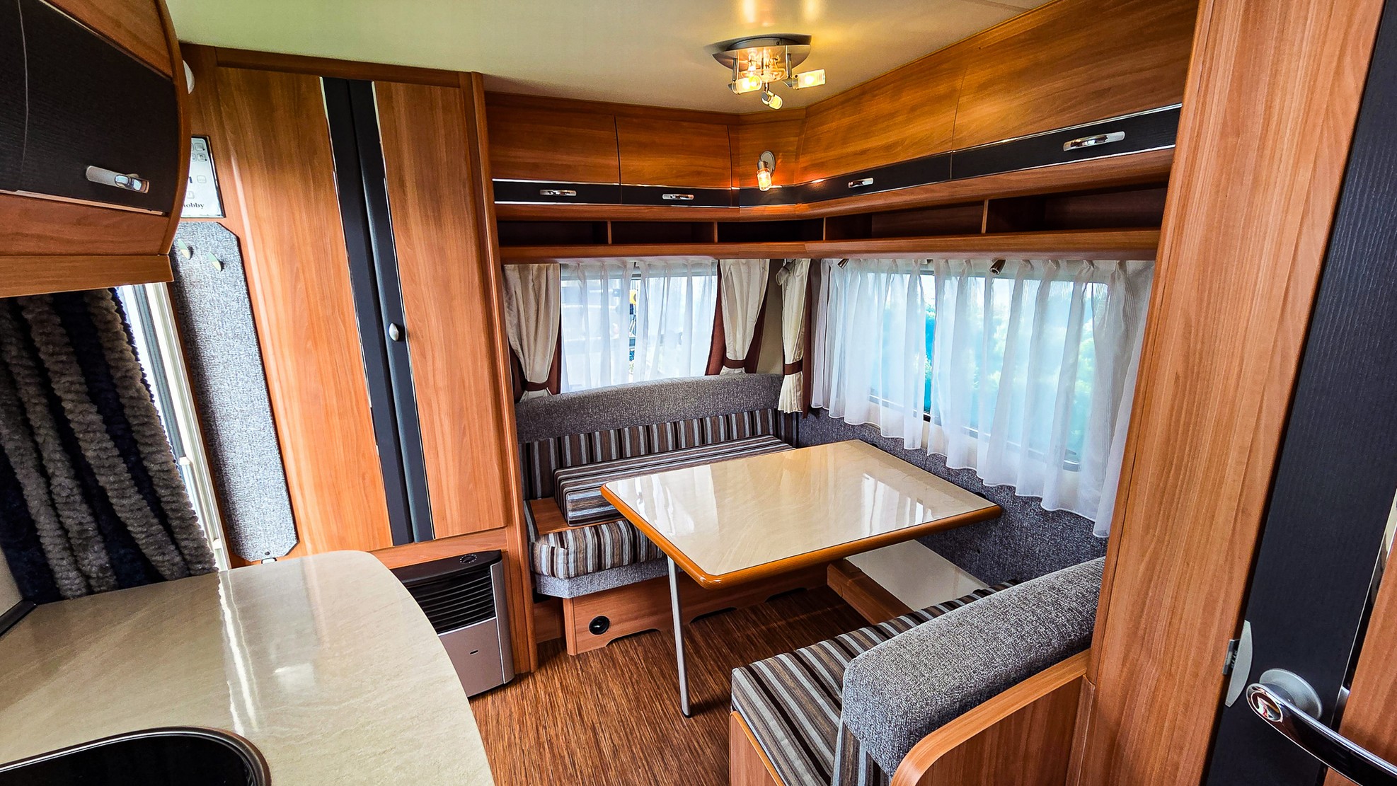 HOBBY 440 SB De Luxe Appel Christmas