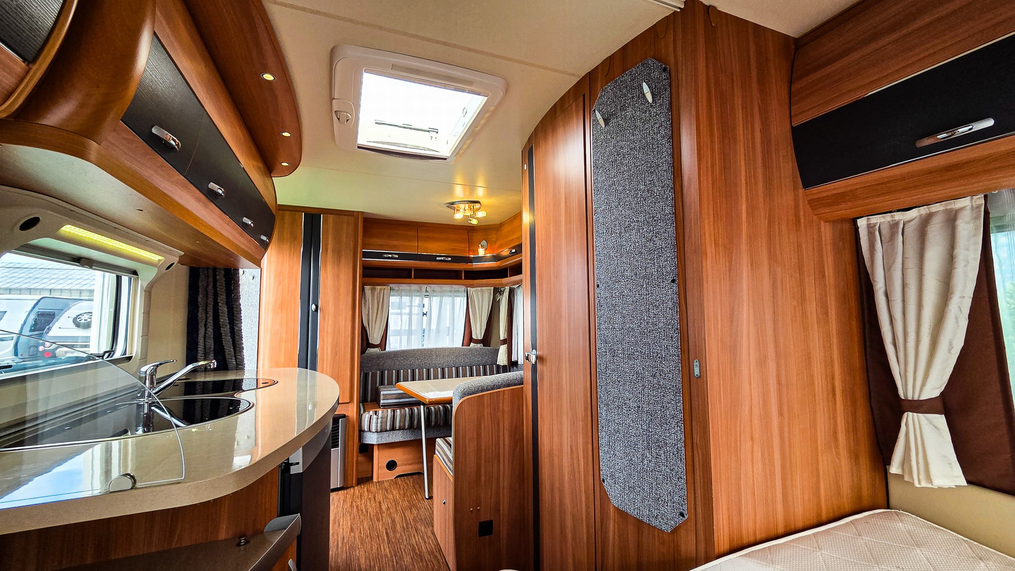 HOBBY 440 SB De Luxe Appel Christmas