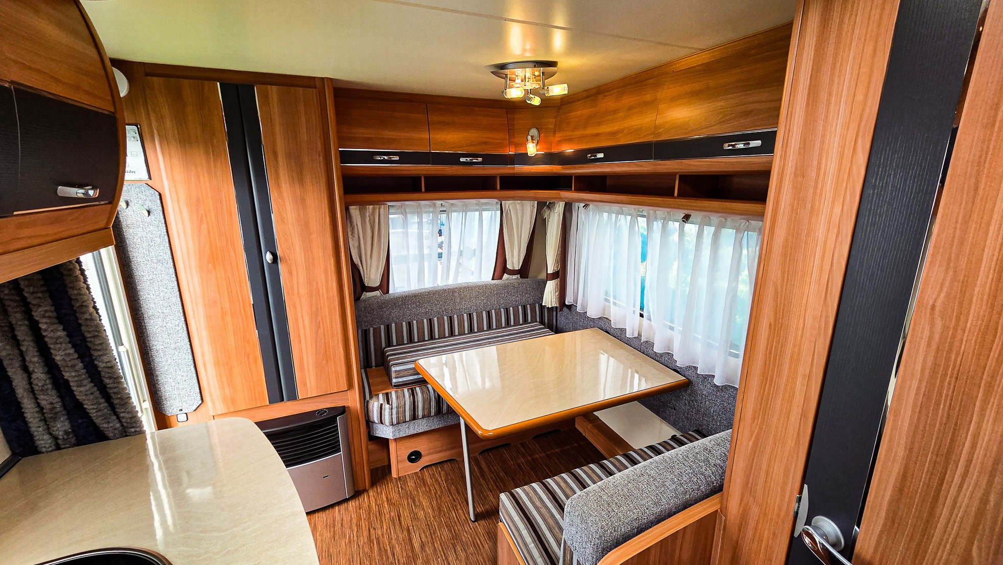 HOBBY 440 SB De Luxe Appel Christmas