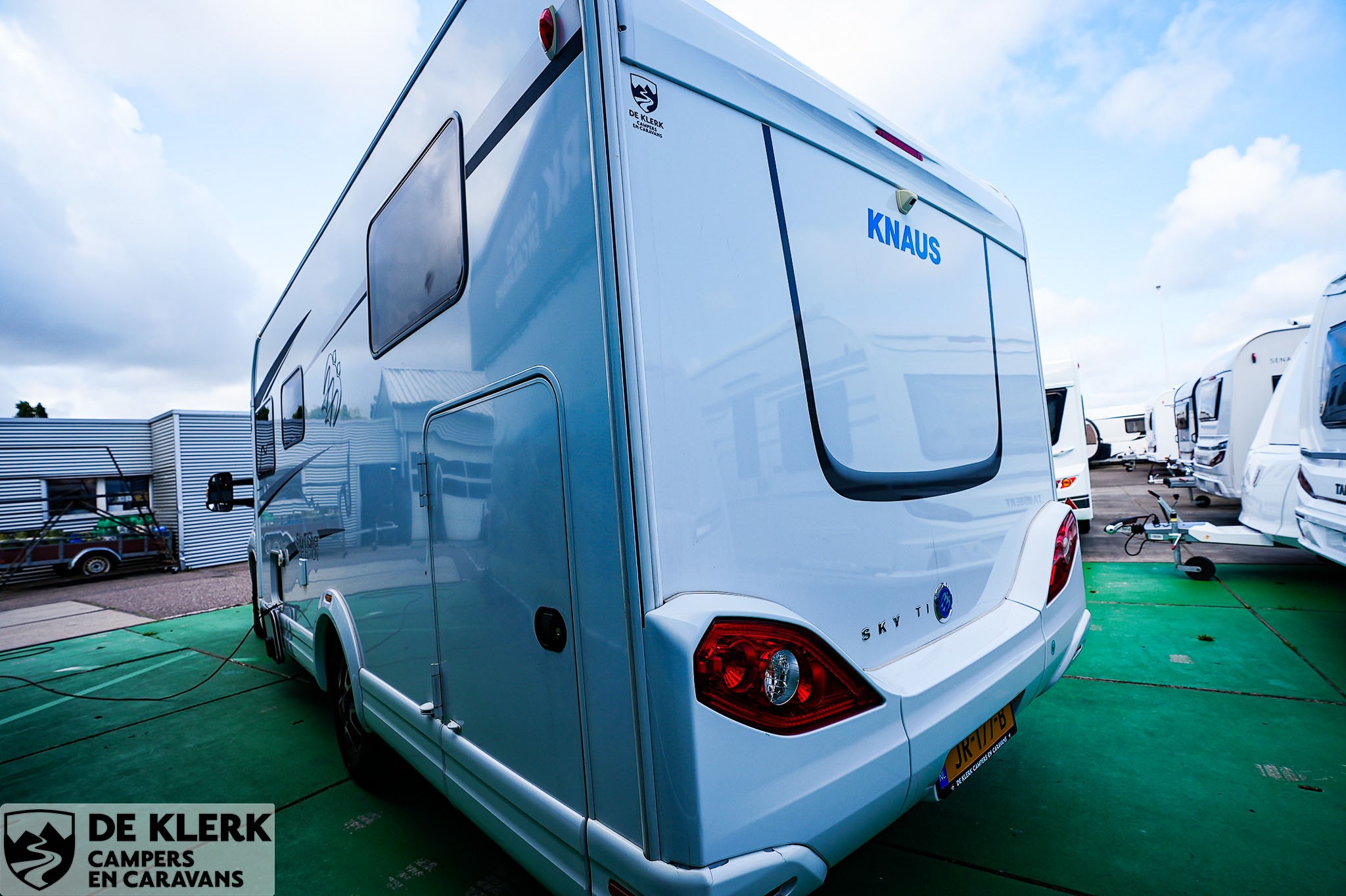 KNAUS SKY TI 700 MEG SILVER SELECTIO