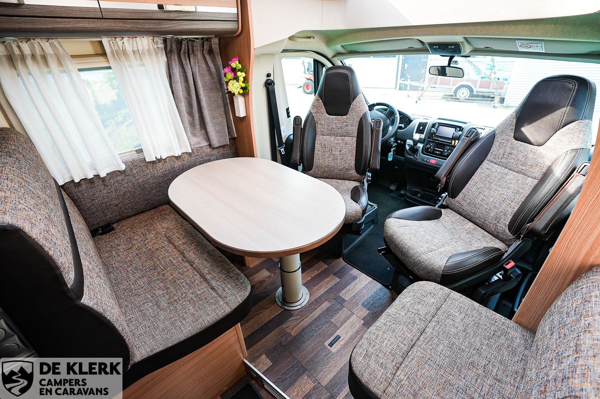 KNAUS SKY TI 700 MEG SILVER SELECTIO