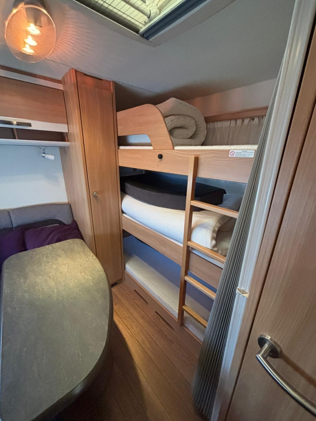 KNAUS SUDWIND 750 UFK Silver Selecti