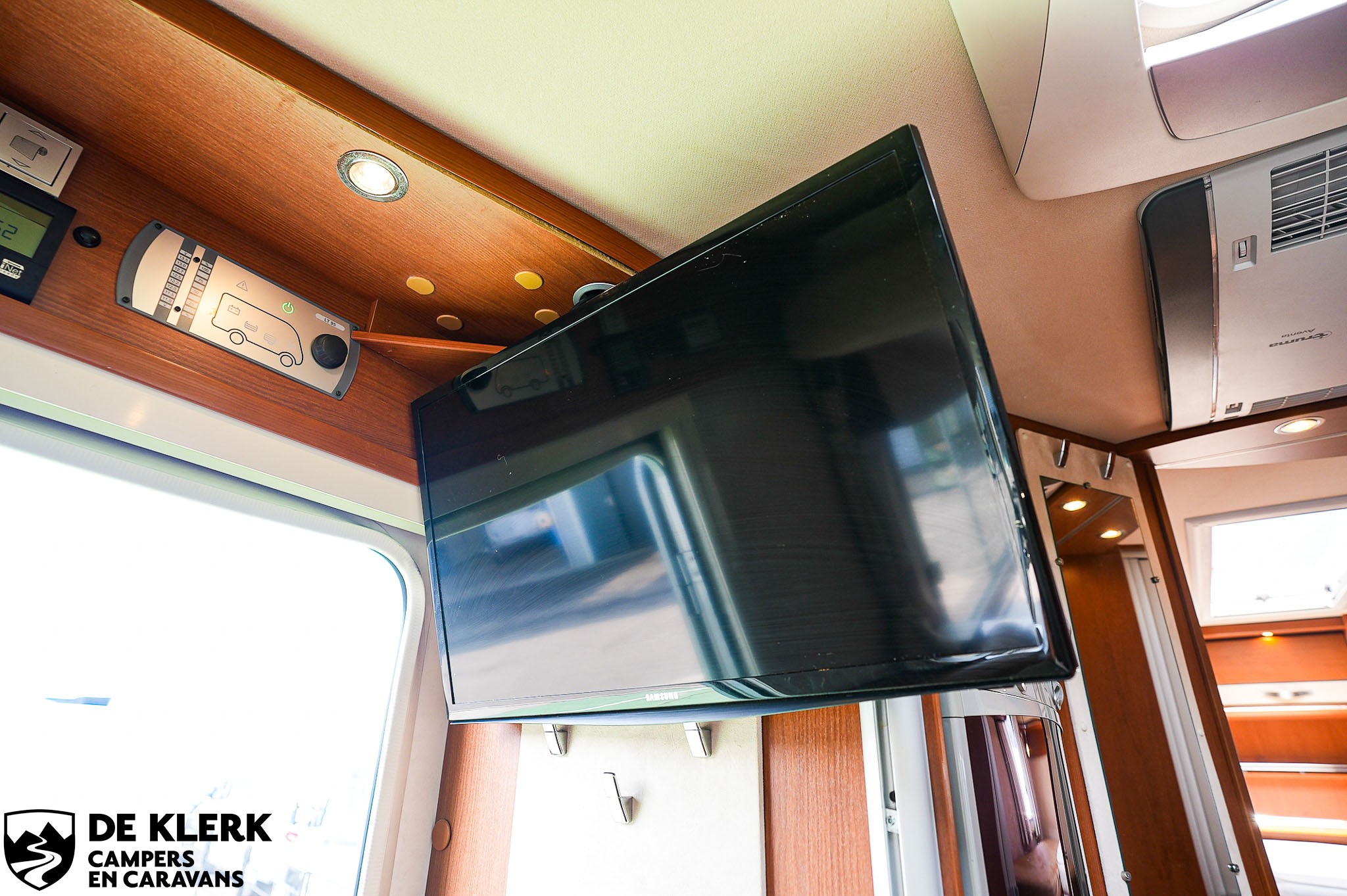 HYMER B678