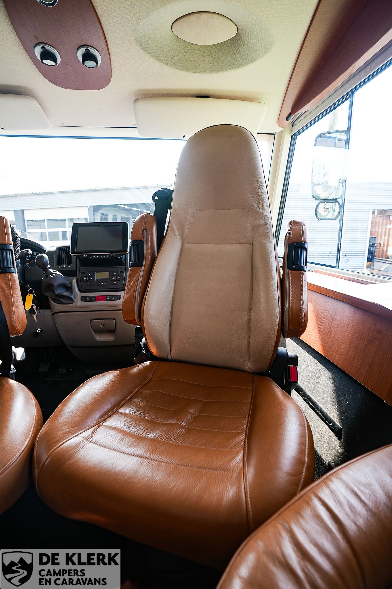 HYMER B678