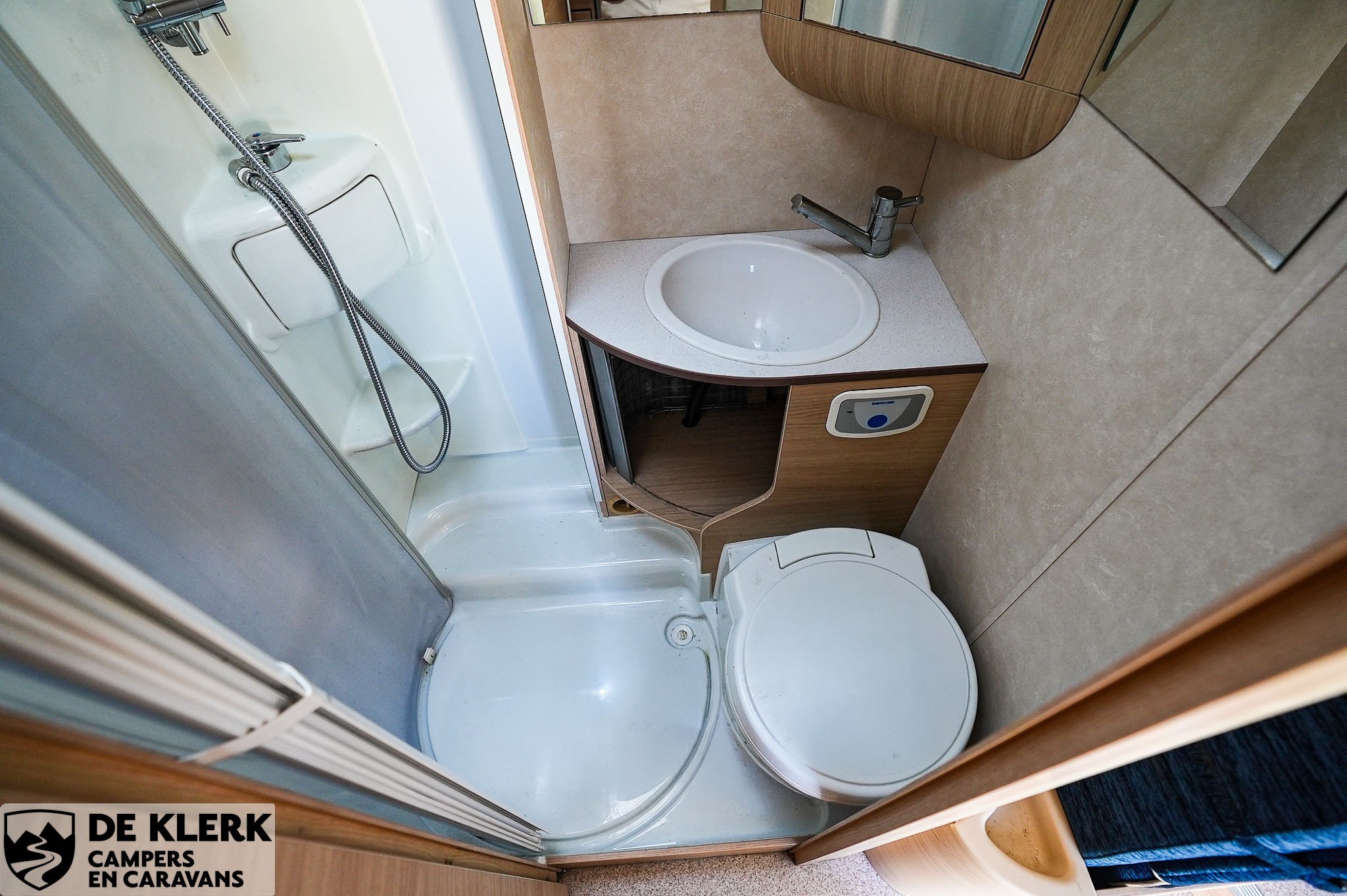 ADRIA Coral Compact 590 SP
