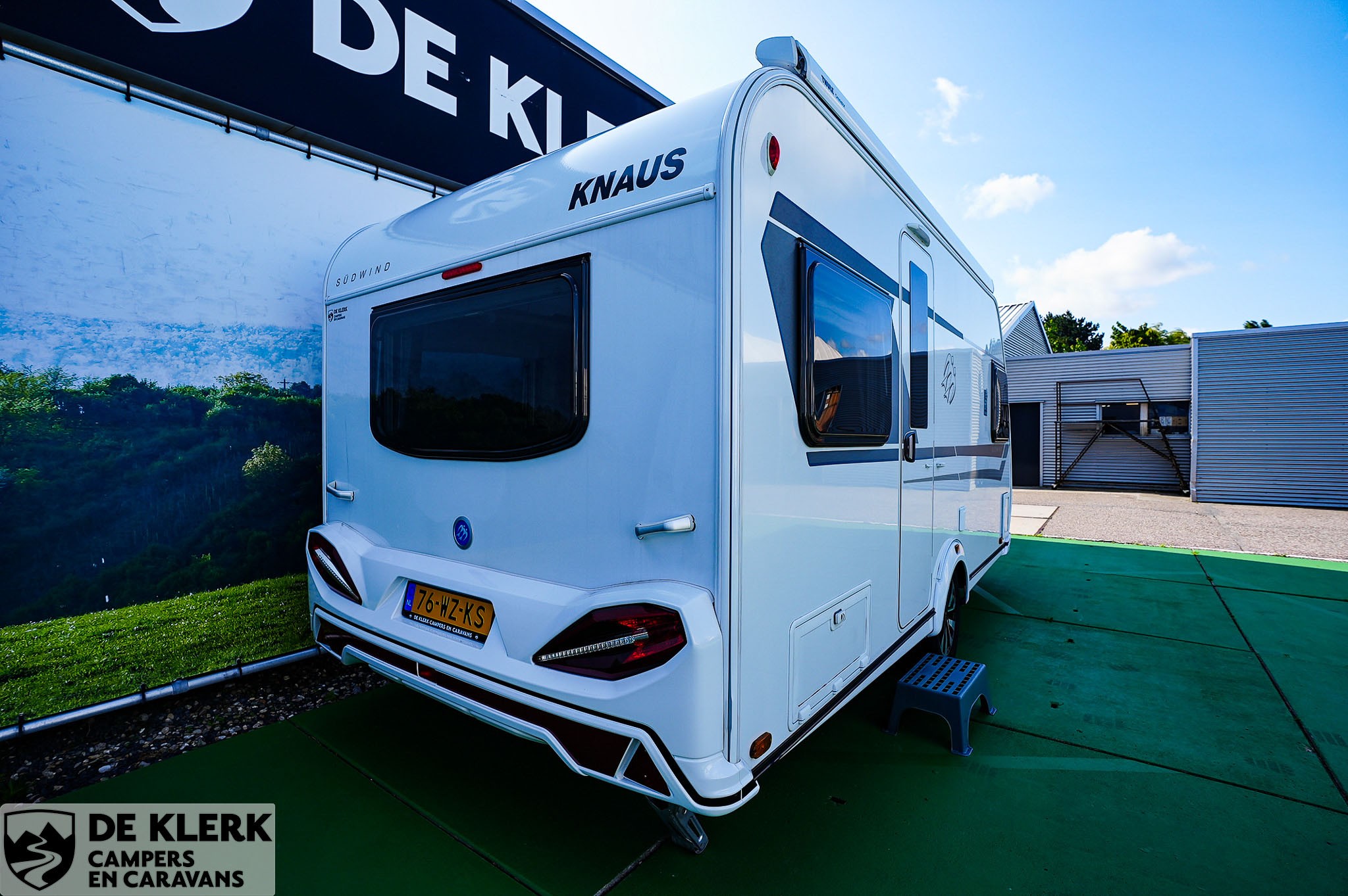 KNAUS SUDWIND 450 FU 60 YEARS