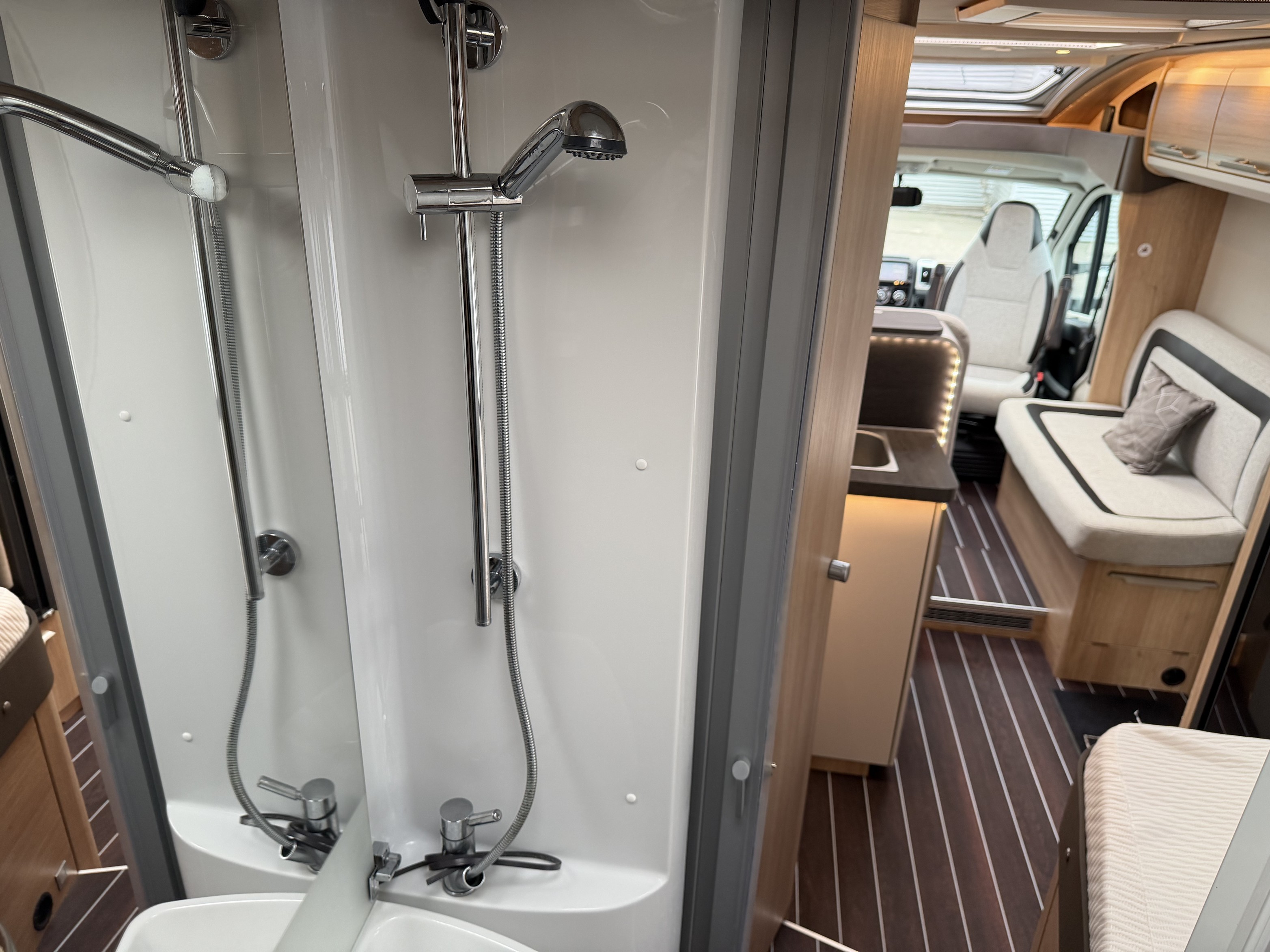 KNAUS SKY TI 650 MF Platinum Selecti