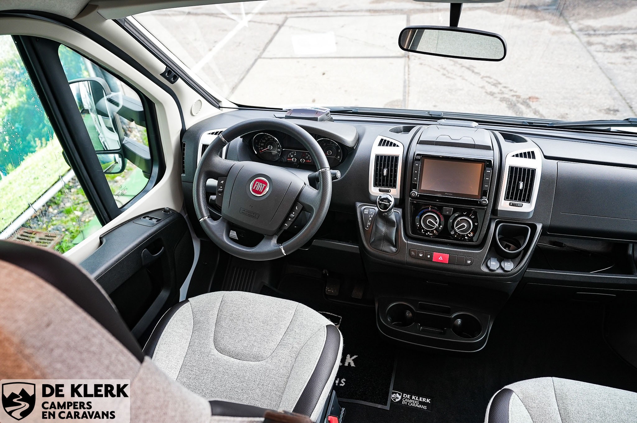 KNAUS Sky TI 700 MX Platinum Selecti