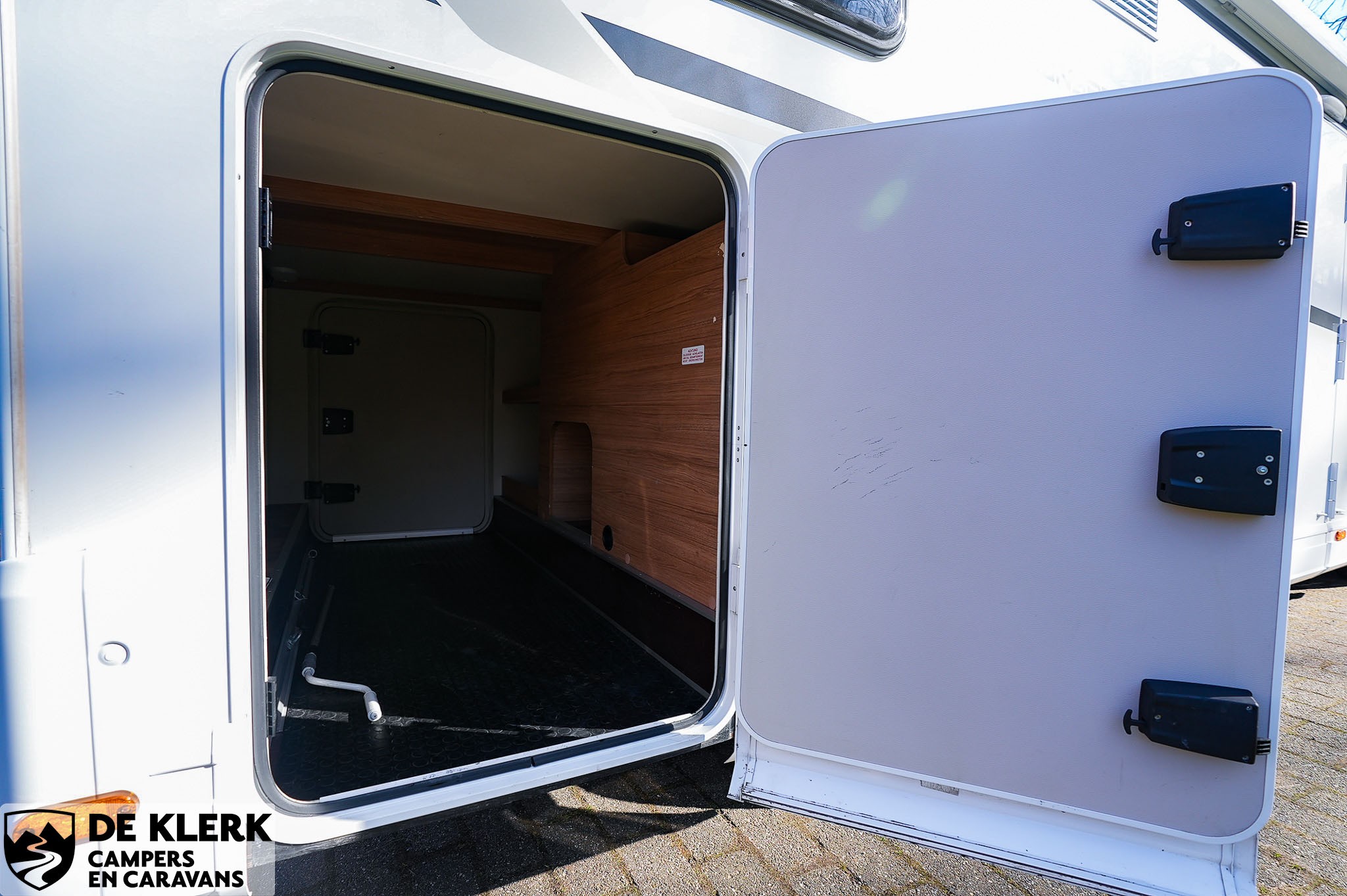 WEINSBERG CaraCore 650 MEG Showroomuitve