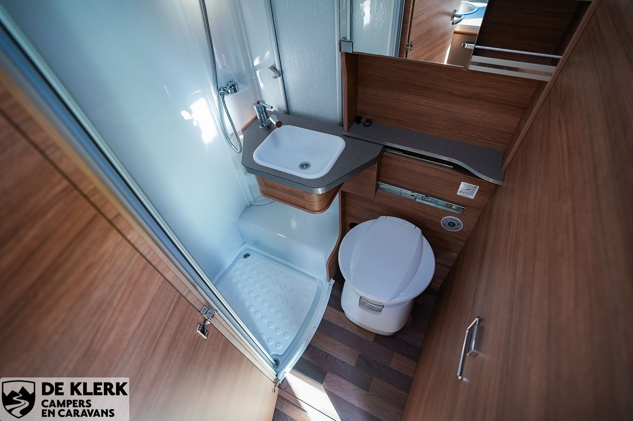 WEINSBERG CaraCore 650 MEG Showroomuitve