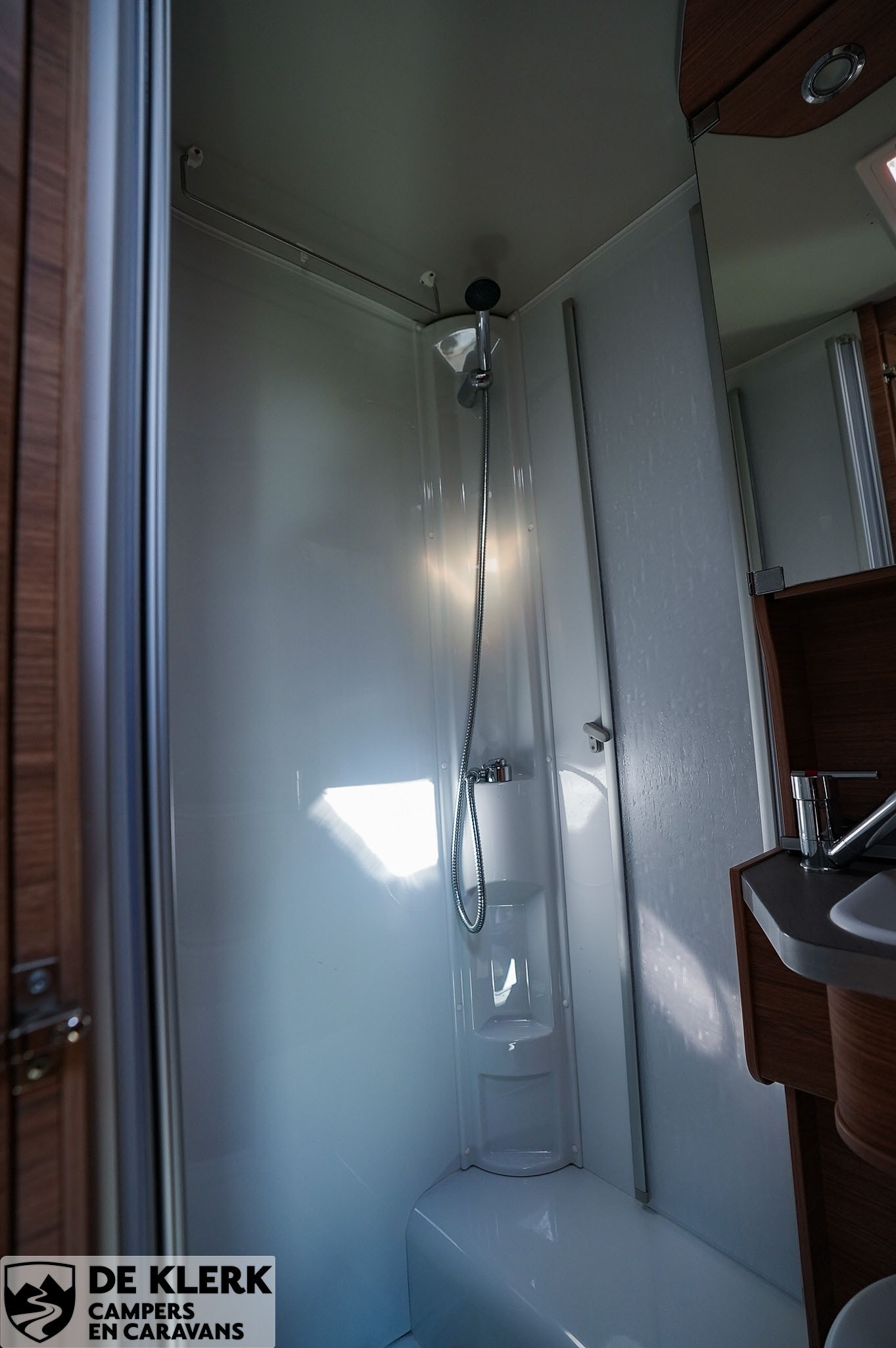 WEINSBERG CaraCore 650 MEG Showroomuitve