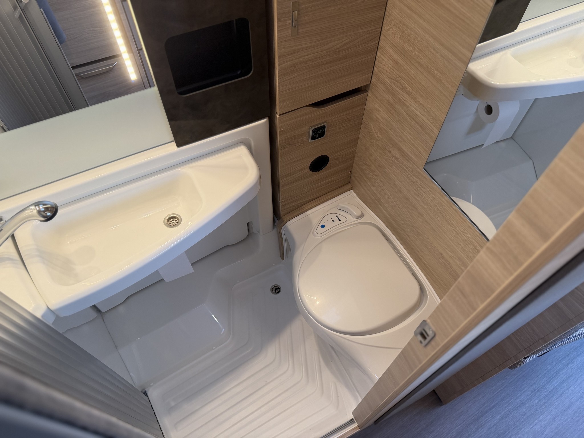 KNAUS Van Ti Plus 650 MEG Platinum S