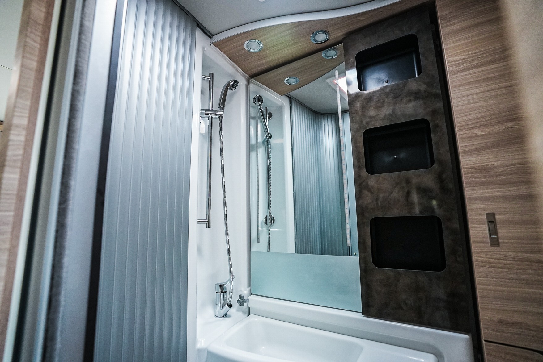 KNAUS Van Ti Plus 650 MEG Platinum S