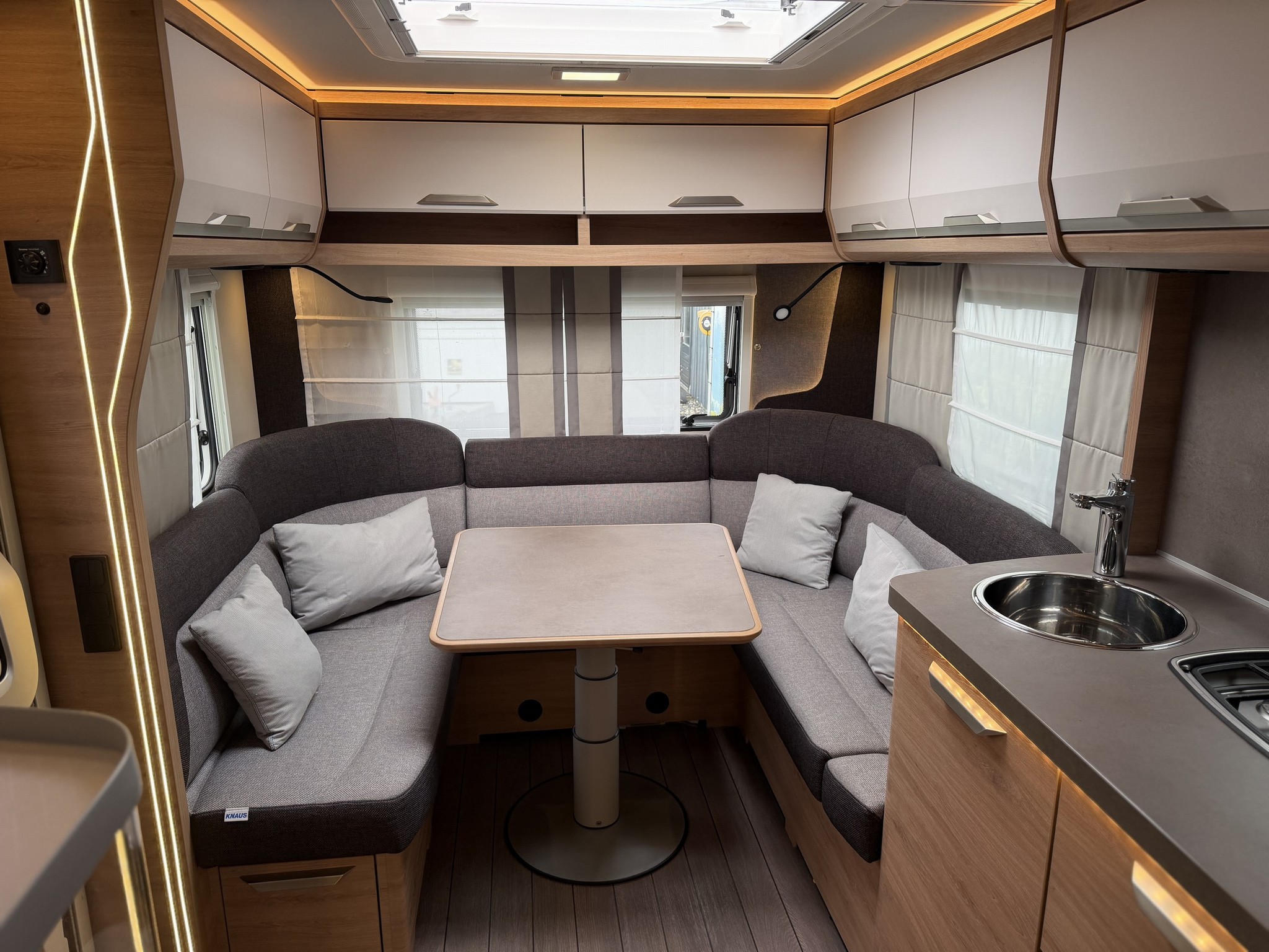 KNAUS SUDWIND 500 FU 60 YEARS Gas ui